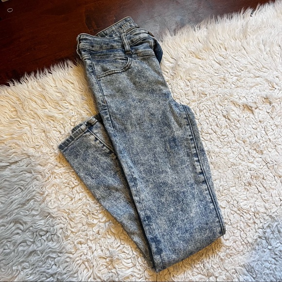 AE Acid Wash Jeans - Picture 3 of 3